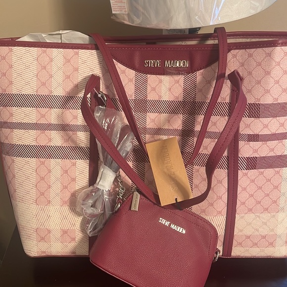 Steve Madden blush multi Bsilas Tote With Crossbody Bag - Picture 2 of 6